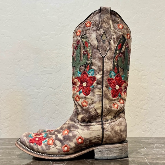 Corral Shoes - Corral Cactus Floral Embroidered Leather Overlay Cowboy Boots
